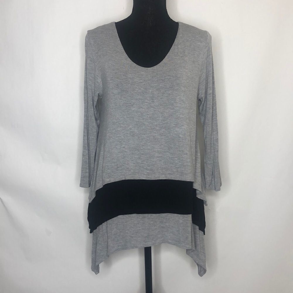 Ellumi Nation woman’s top